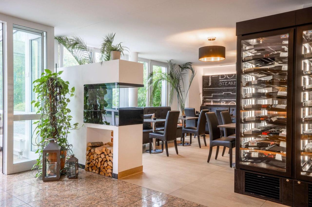 [M]Eat & Stay Hotel Haar  Bagian luar foto